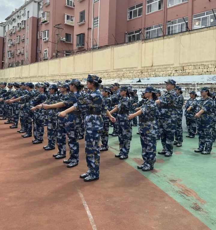 军训7.jpg